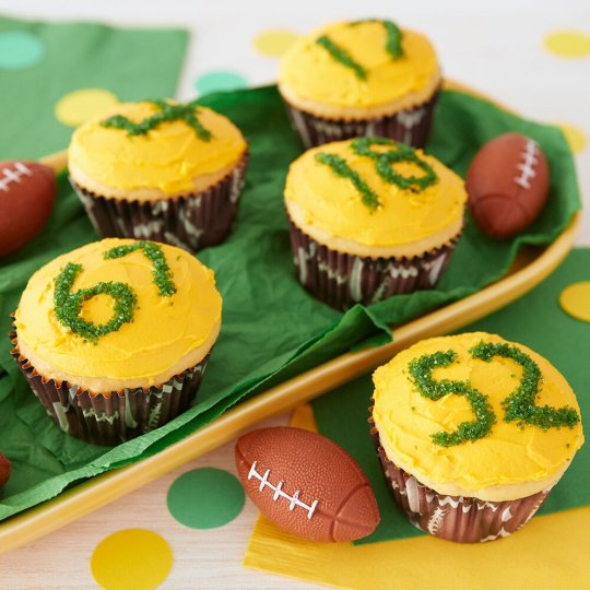 Wilton Icing Colour Golden Yellow 1oz | Icing Colours Party Supplies