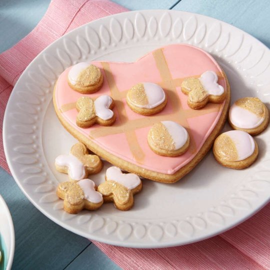 Wilton Edible White Cake Sparkles Glitter