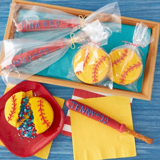 Wilton Golden Yellow Icing Colour 1oz