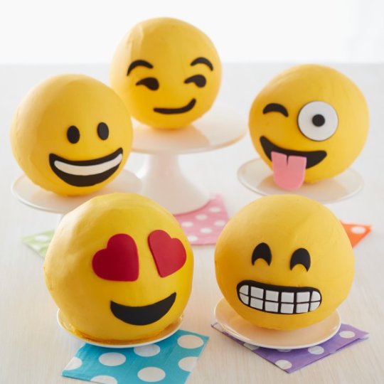 Wilton Golden Yellow Icing Colour 1oz