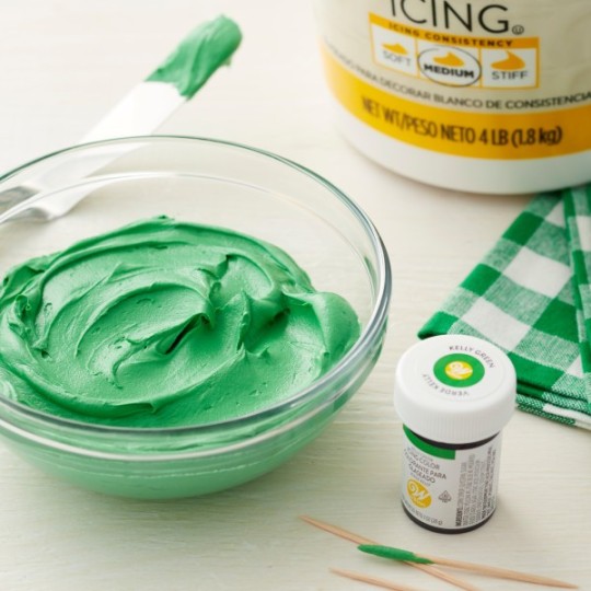 Wilton Kelly Green Icing Colour 1oz