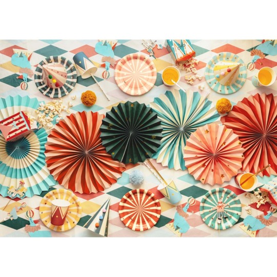 Circus Stripe Small Paper Plates (Pack of 6)