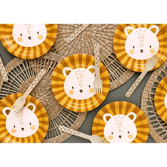 Circus Lion Large Paper Plates (Pack of 6)