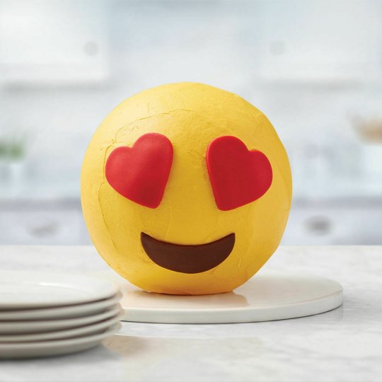 Wilton 3D Large Ball Cake Tin | Wilton Party Supplies